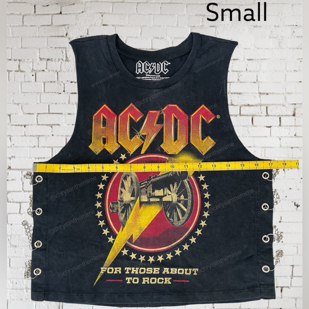 NEW AC/DC WASHED TEE WITH SIDE CHAIN - Picture 8 of 11
